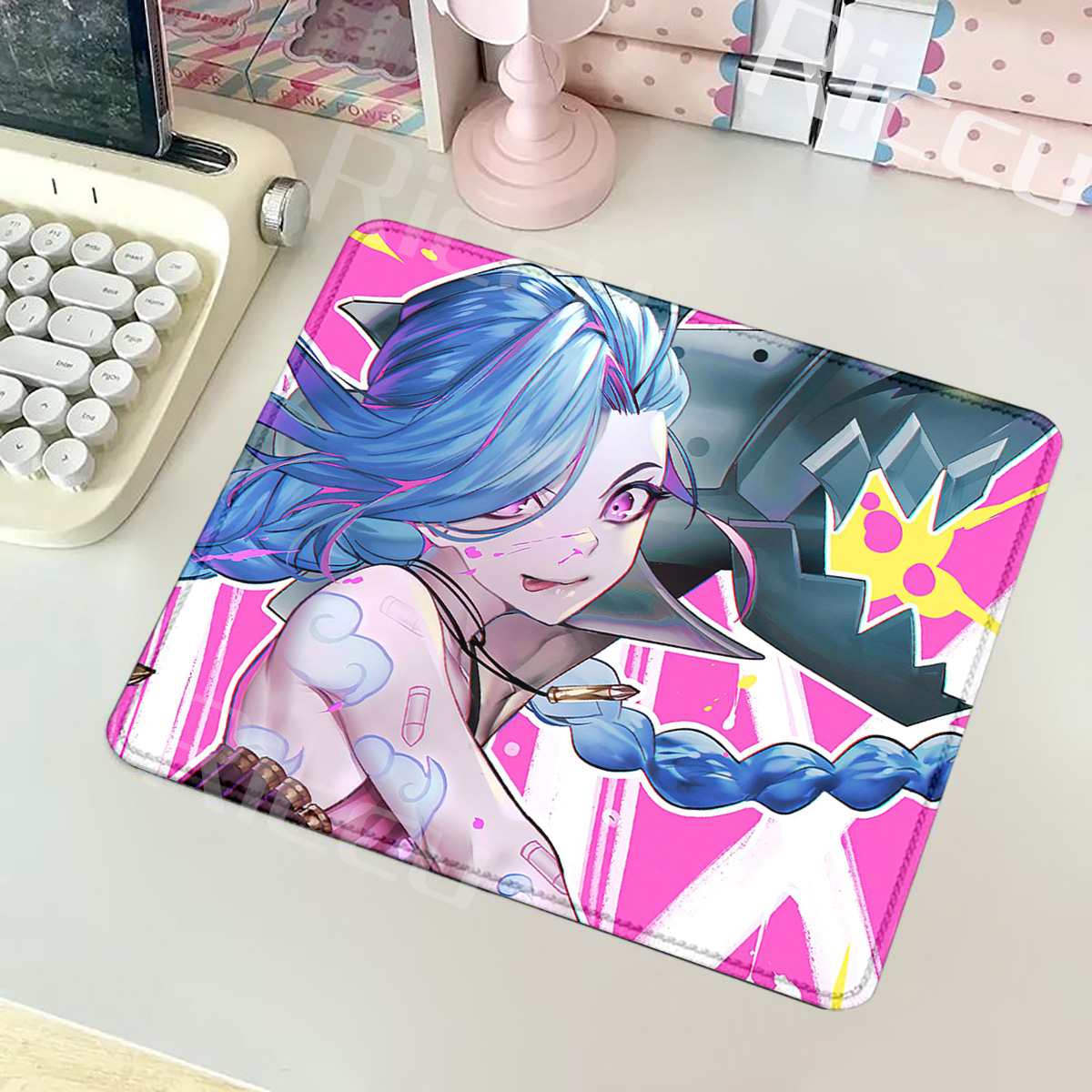 Jinx Gaming Accessories - Alfombrilla Arcane pequeña para ordenador, alfombrilla