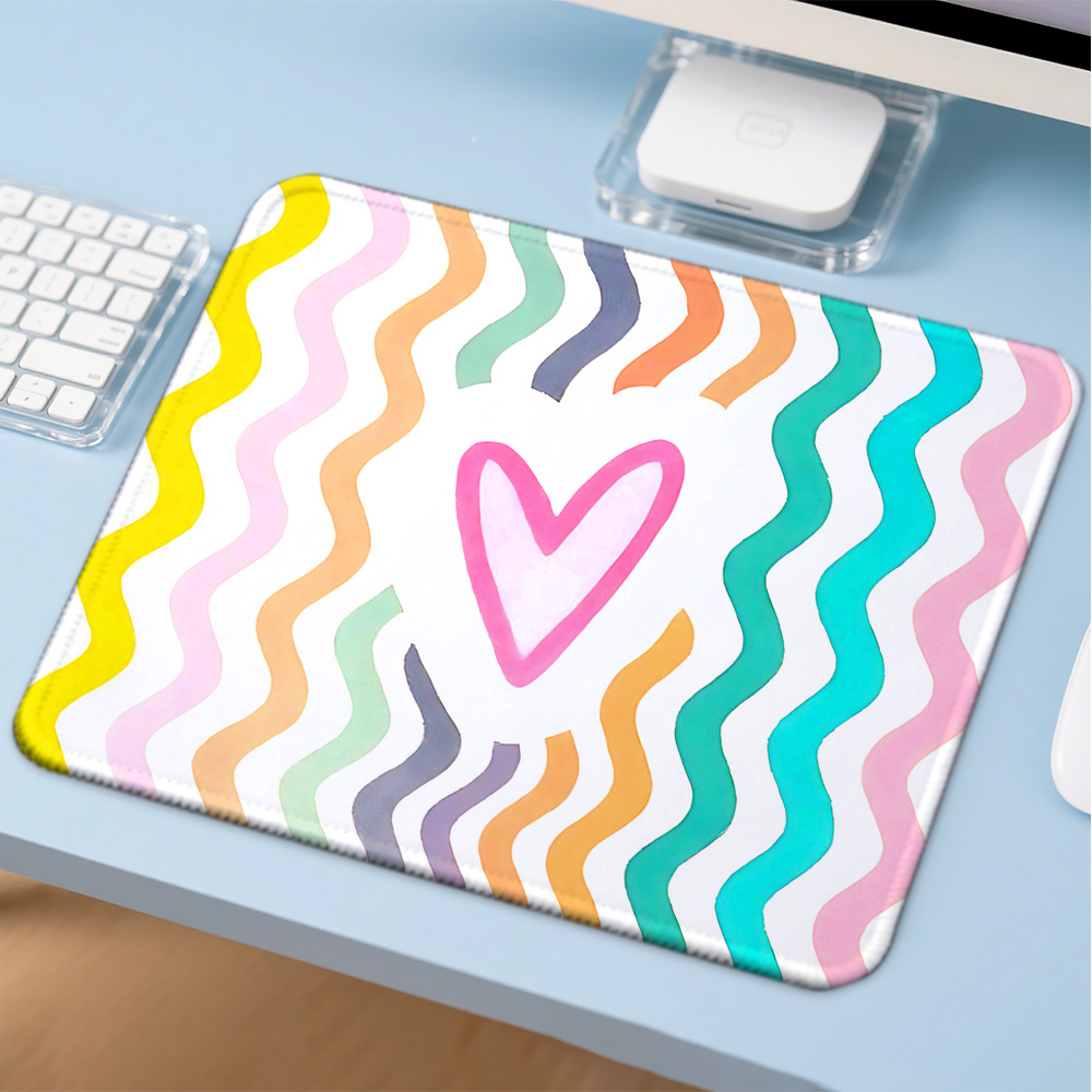 Mosepad LOVE spread, alfombril - Gaming Accessories Companies reseña y precio